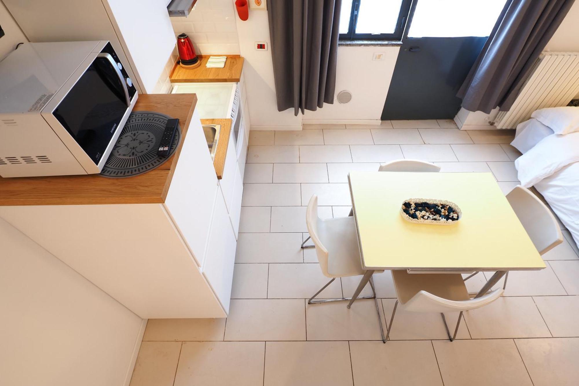 Ferienwohnung Primopiano - Acerenza Flats Mailand Exterior foto